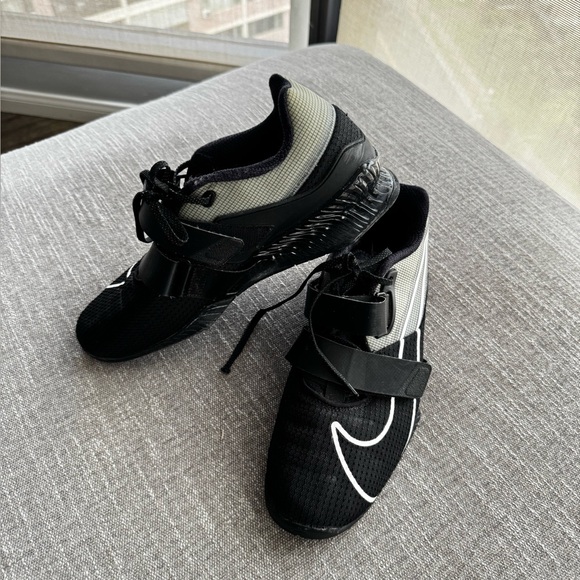 Nike Other - NIKE ROMELOS 4 WeighLifting ATHLETIC SHOES